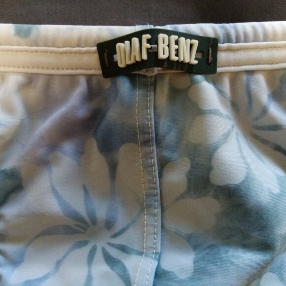 NWOT VINTAGE OLAF BENZ 1" SWIMBRIEF, Size "S", Light Blue / White Flowers Design - Picture 2 of 8